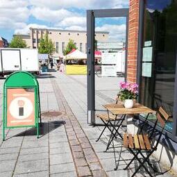 ../client/forssa/userfiles/original/kesainen-tori-info-palvelee1271549942.jpg